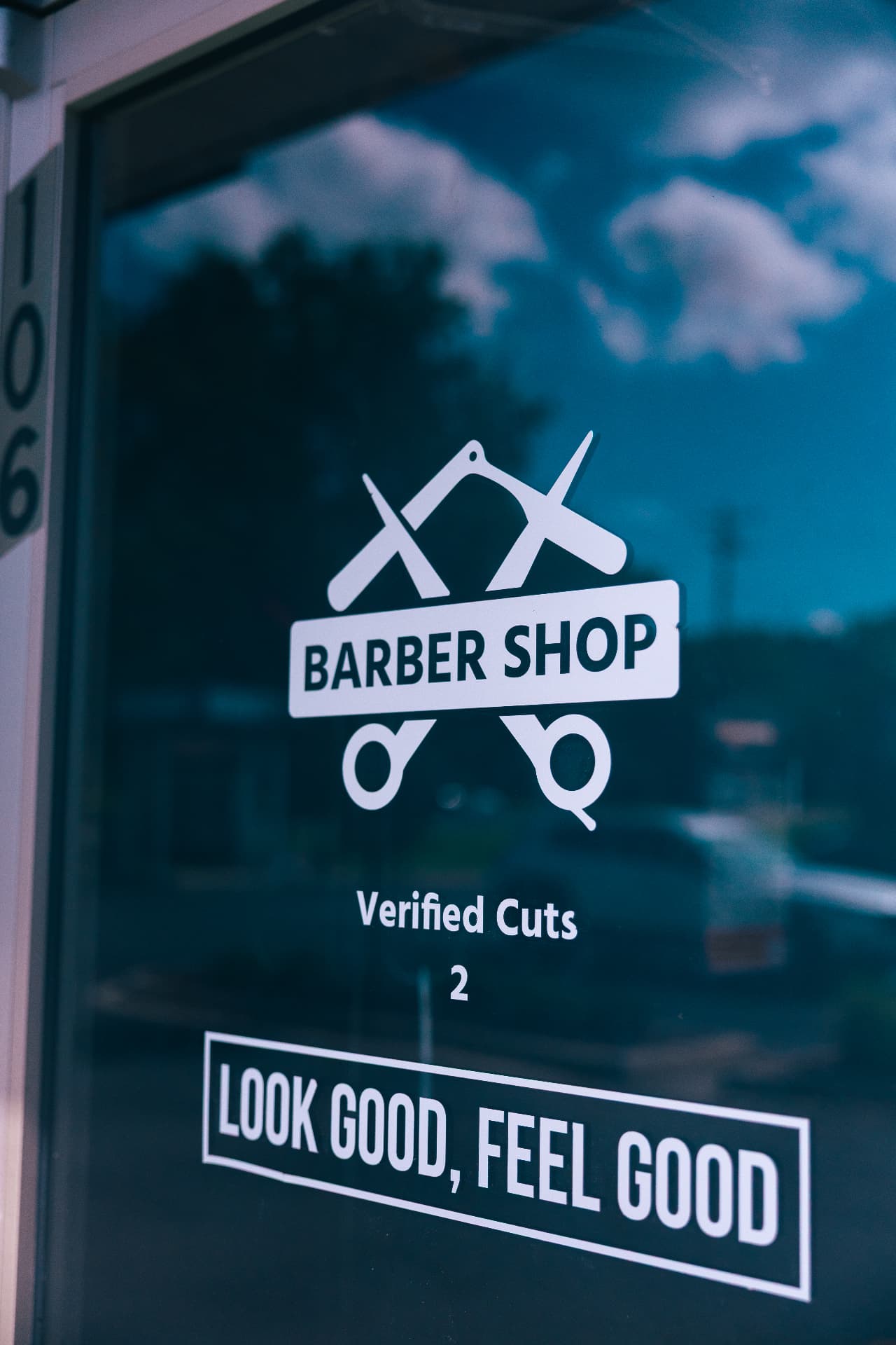 Verified Cuts 2 door logo reading Look Good, Feel Good in Fort Mill, SC.